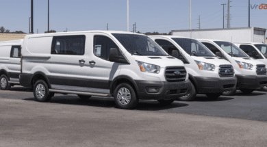 Van, fourgonnette, véhicule utilitaire, transport de marchandise, voiture de camping (2)